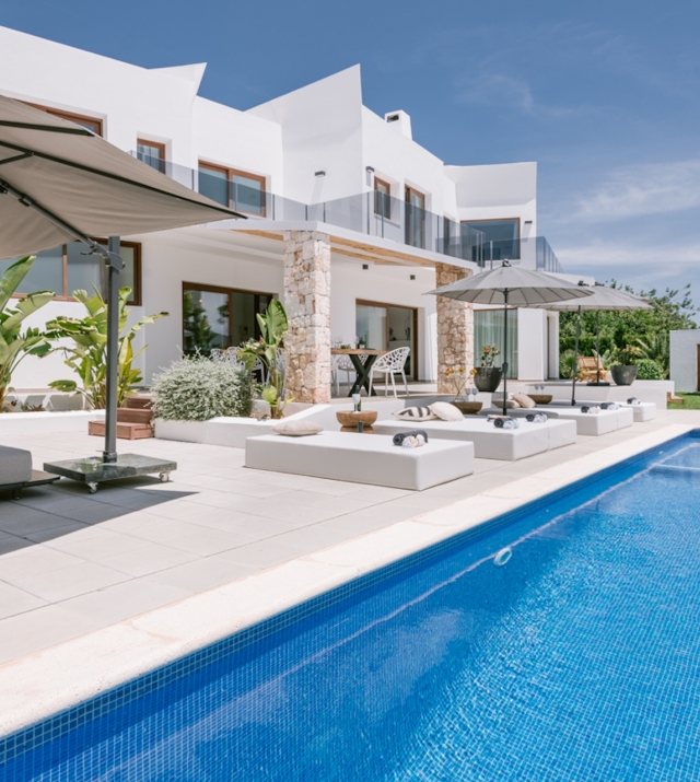 Resa Estates Ibiza villa for sale te koop sant jordi modern pool area.jpg